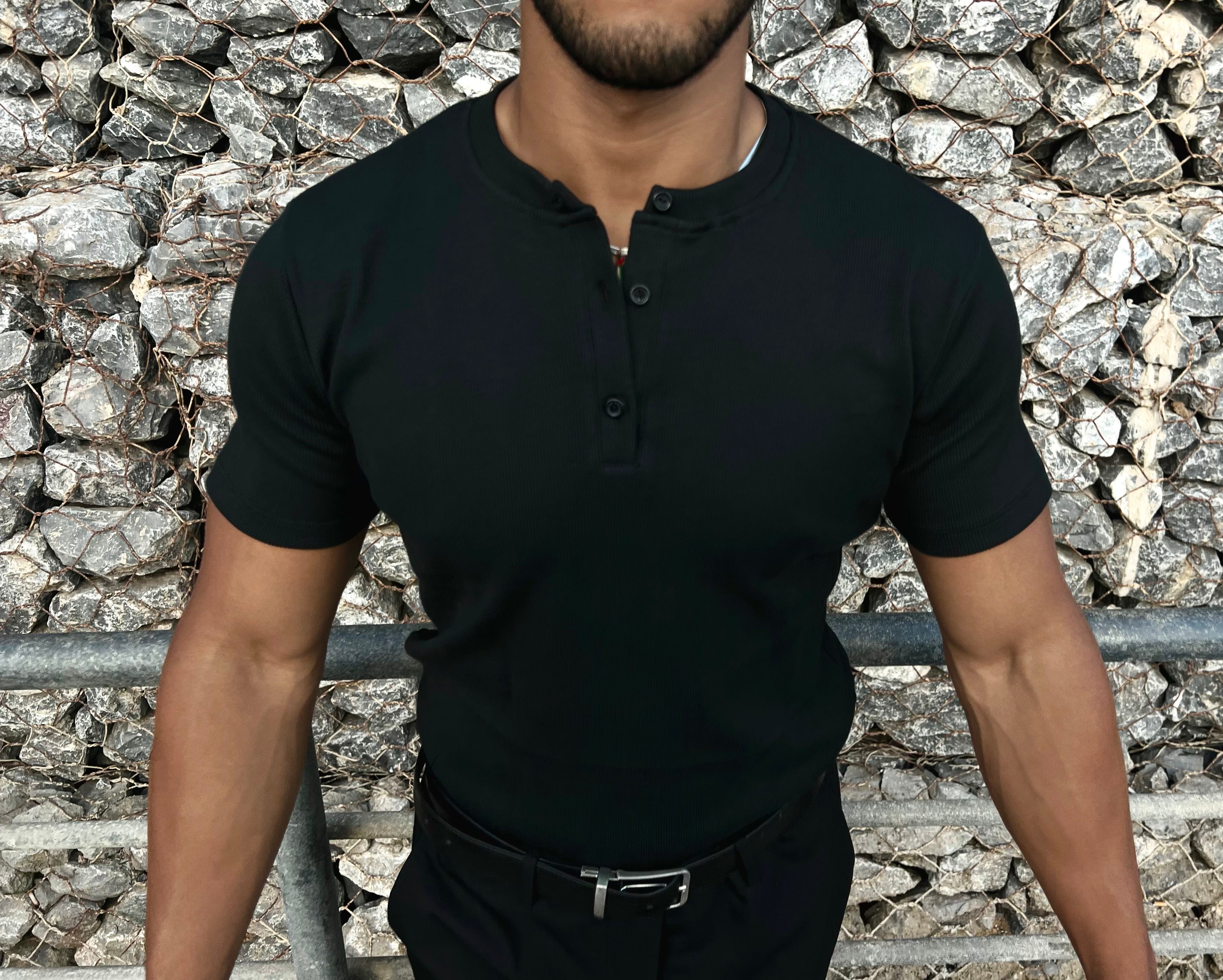 Short sleeves Henley shirt
