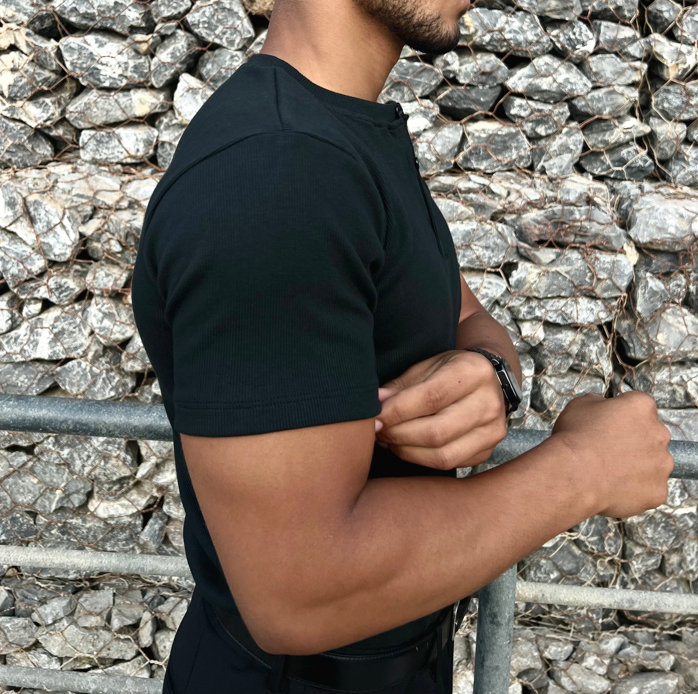 Short sleeves Henley shirt
