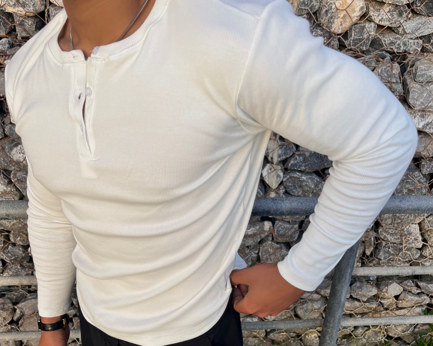 Long sleeves Henley shirt
