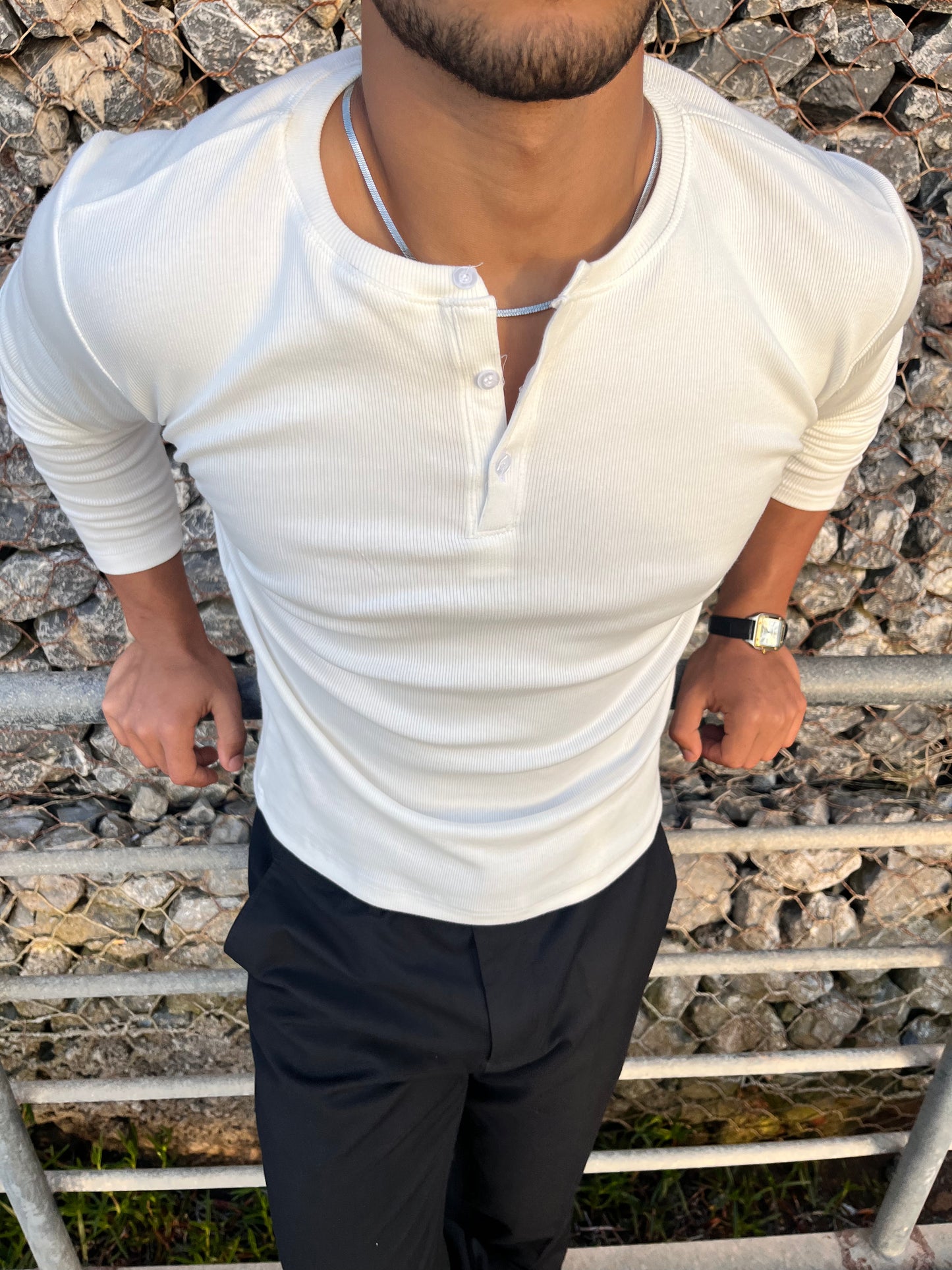 Long sleeves Henley shirt